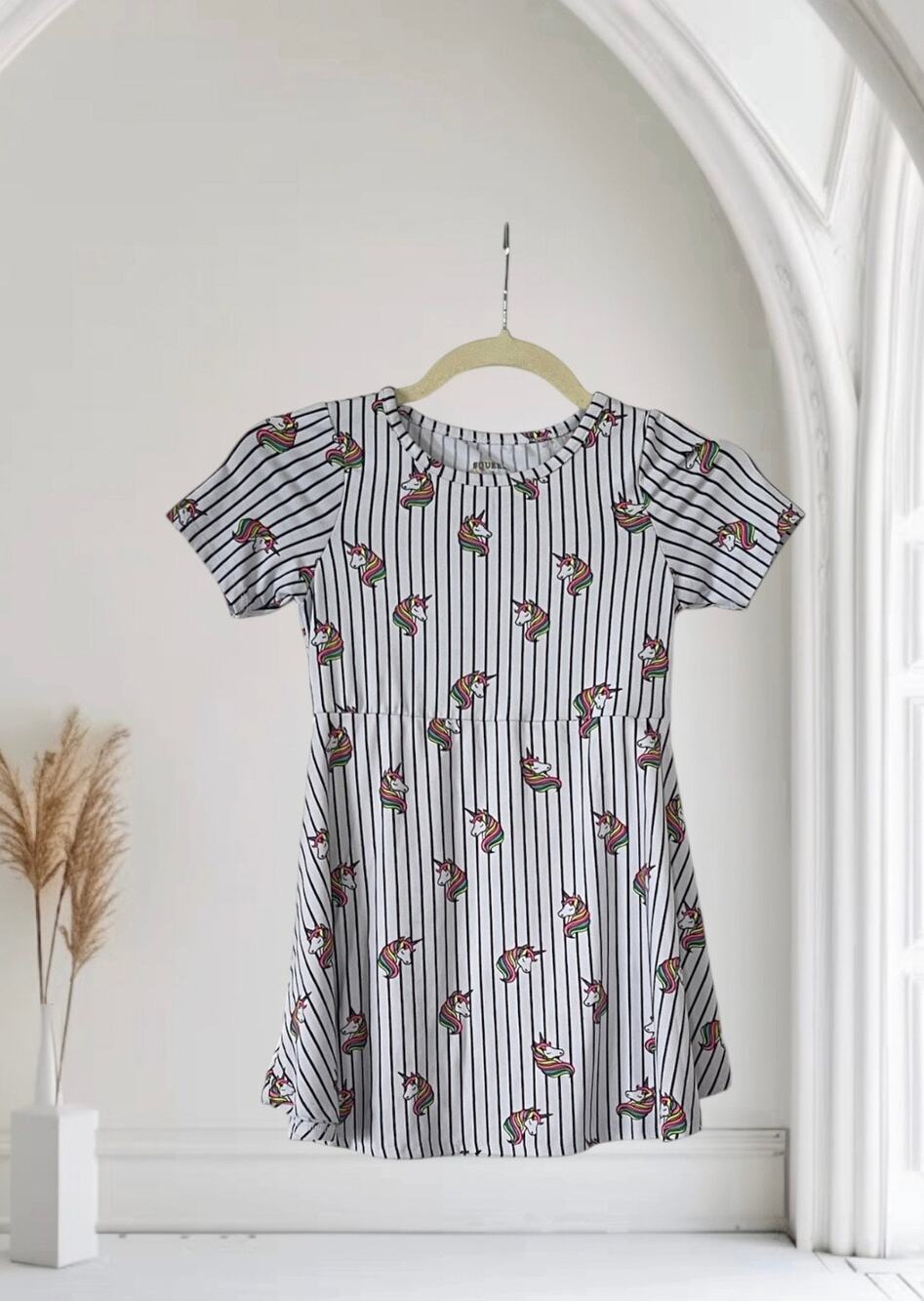 Girl's Squeeze  Dress /White Stripes Unicorns , Size 6